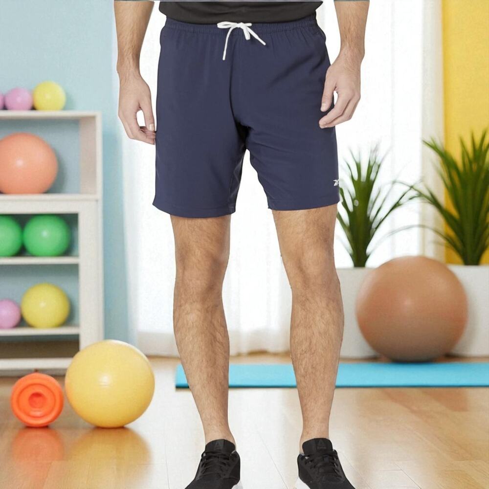 Reebok Men’s 9" Workout Ready Woven Shorts Size Large Navy Blue Gym Athletic NWT